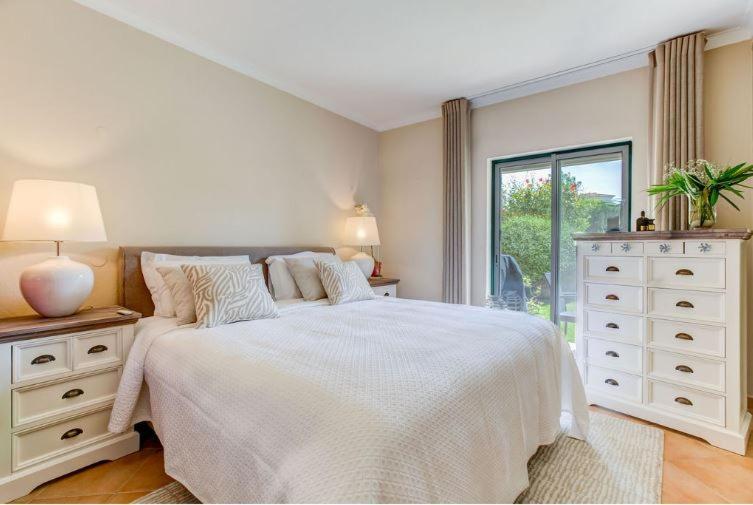 2Bedroom Bungalow Heated Shared Pool ,Near Carvoeiro And Ferrugudo מראה חיצוני תמונה