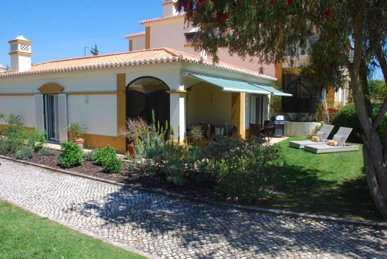 2Bedroom Bungalow Heated Shared Pool ,Near Carvoeiro And Ferrugudo מראה חיצוני תמונה